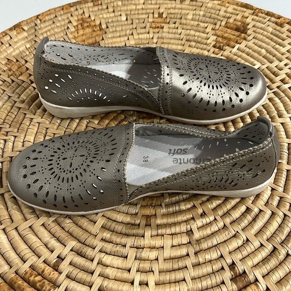 Remonte Soft Metallic Perforated Loafer - Picture 2 of 6